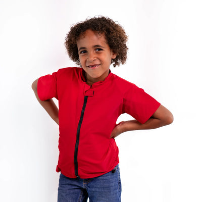 Tee-shirt anti-noyade enfant Floatee, taille 6-12 ans, rouge, manches courtes, vue porté face