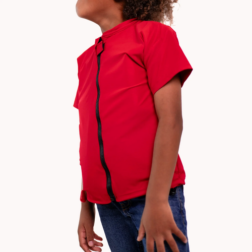 Tee-shirt anti-noyade enfant Floatee, taille 6-12 ans, rouge, manches courtes, vue porté profil